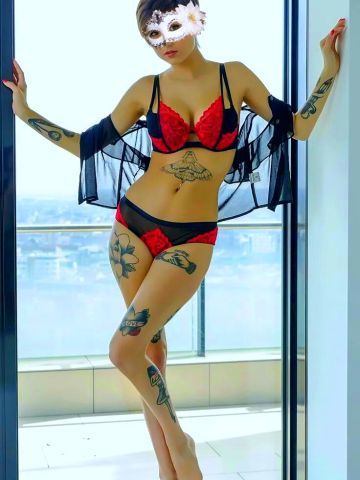 Алиса Яркая